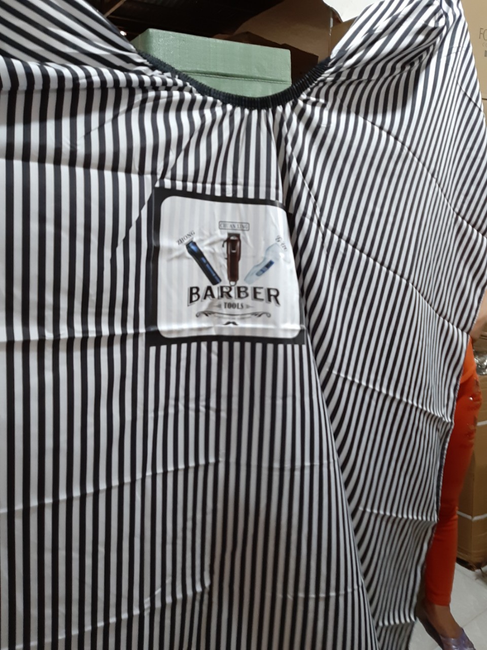 [HCM]Áo choàng cắt tóc cao câp The Baber Shop