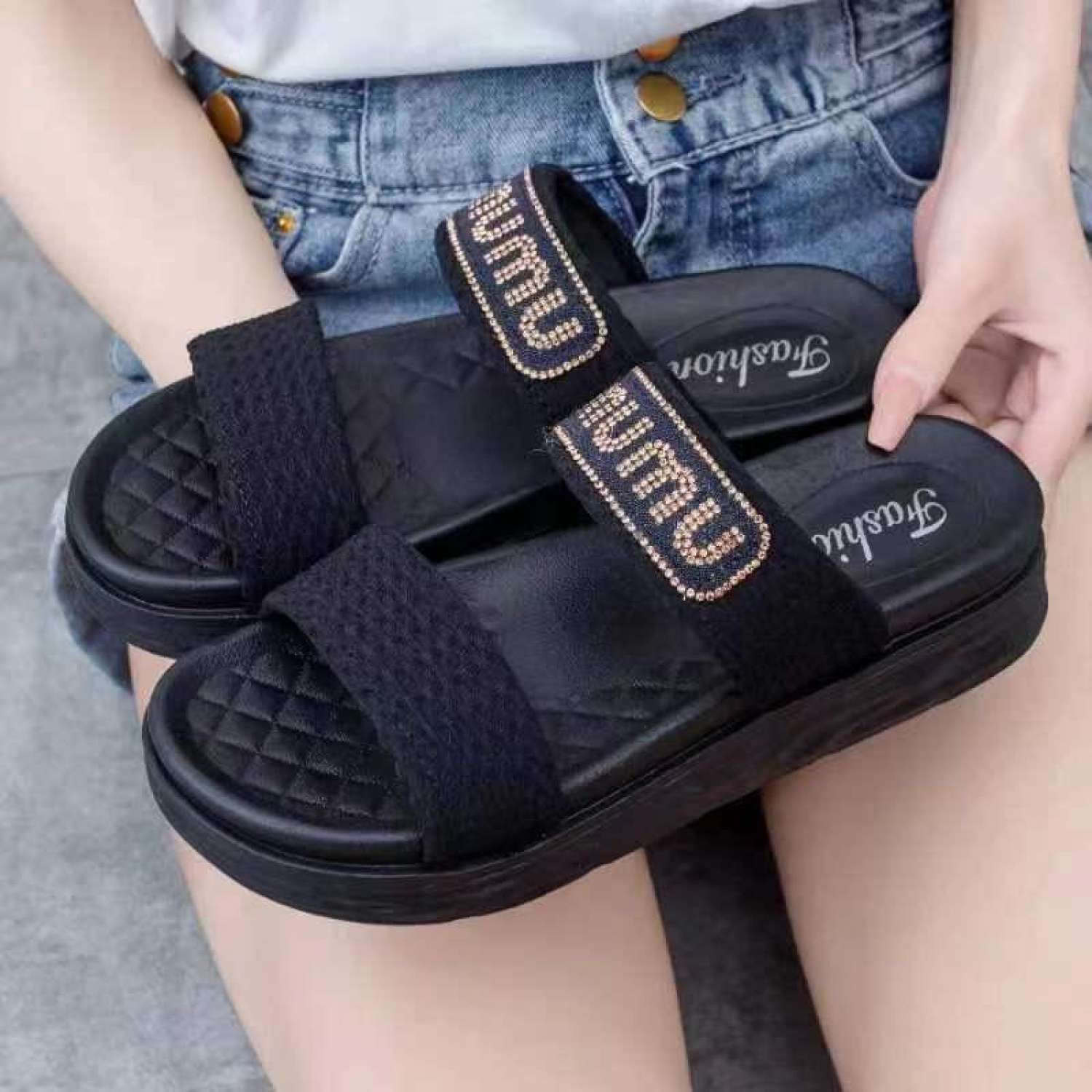 Dép Thời Trang Nữ MUMU 2 Quai Vải Đính Cườm Đế 4cm-Tăng 1 Size