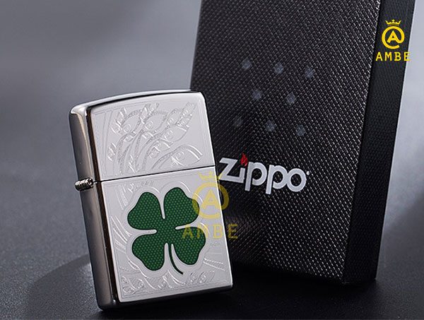 Bật lửa Zippo 24699 cỏ 4 lá may mắn