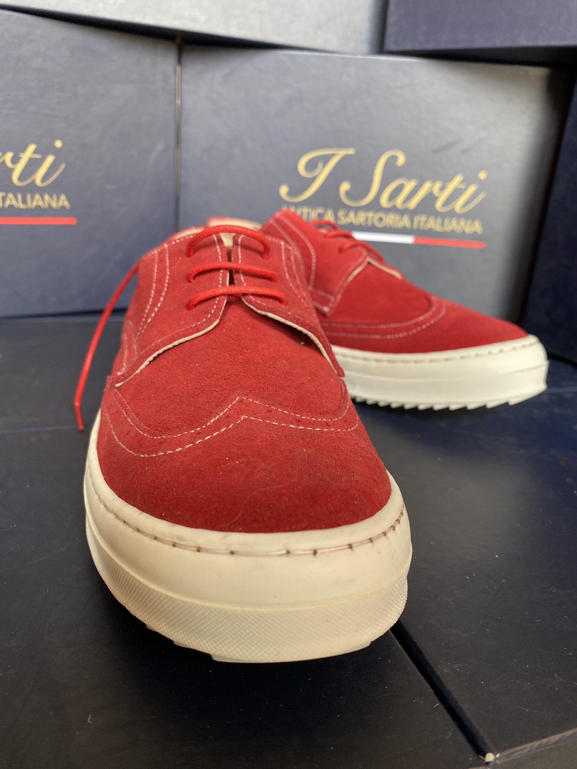 Giày sneaker da lộn made in ITALY