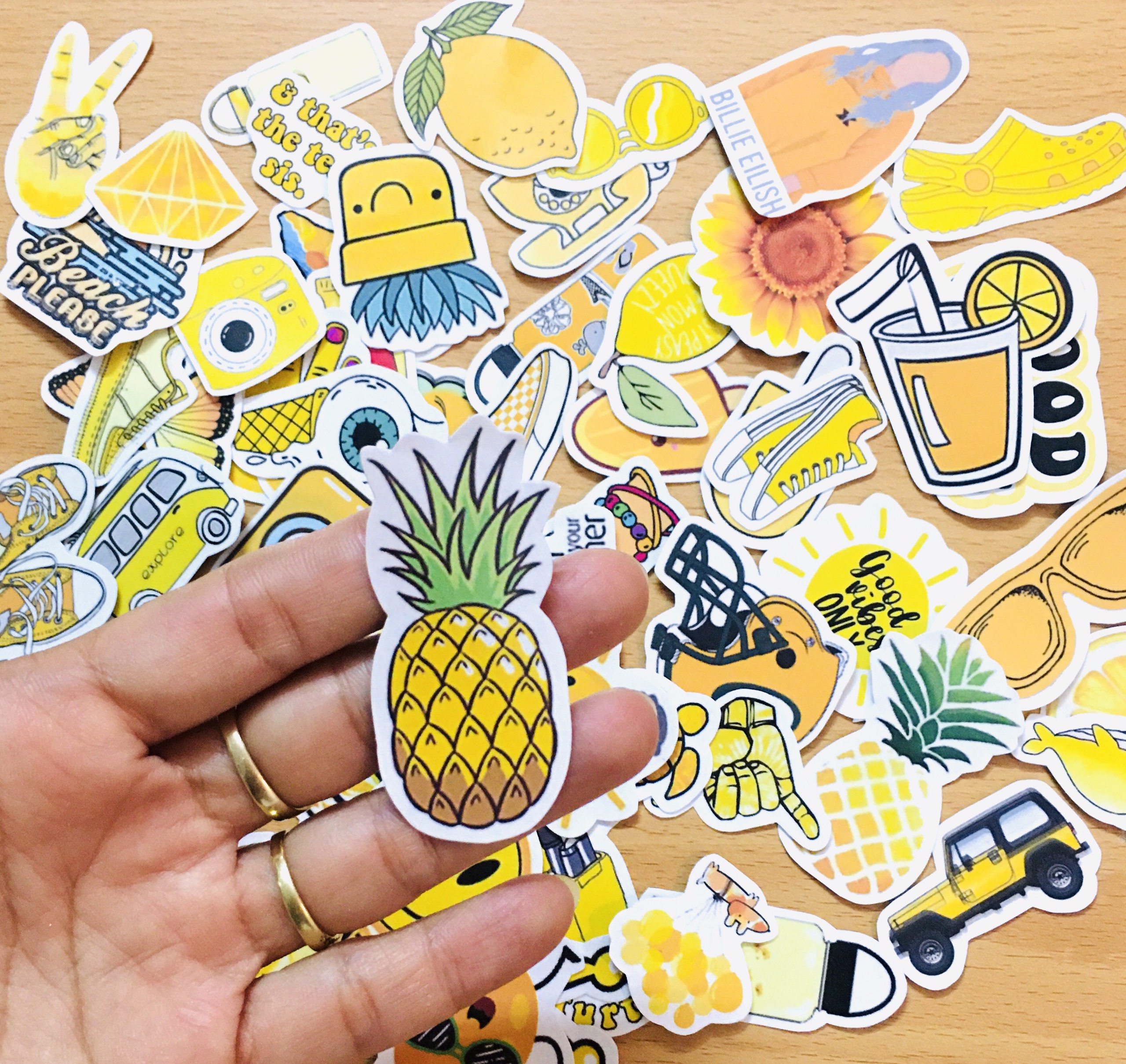 Set 30 đến 80 Sticker chủ đề màu Vàng, yellow ảnh ép lụa