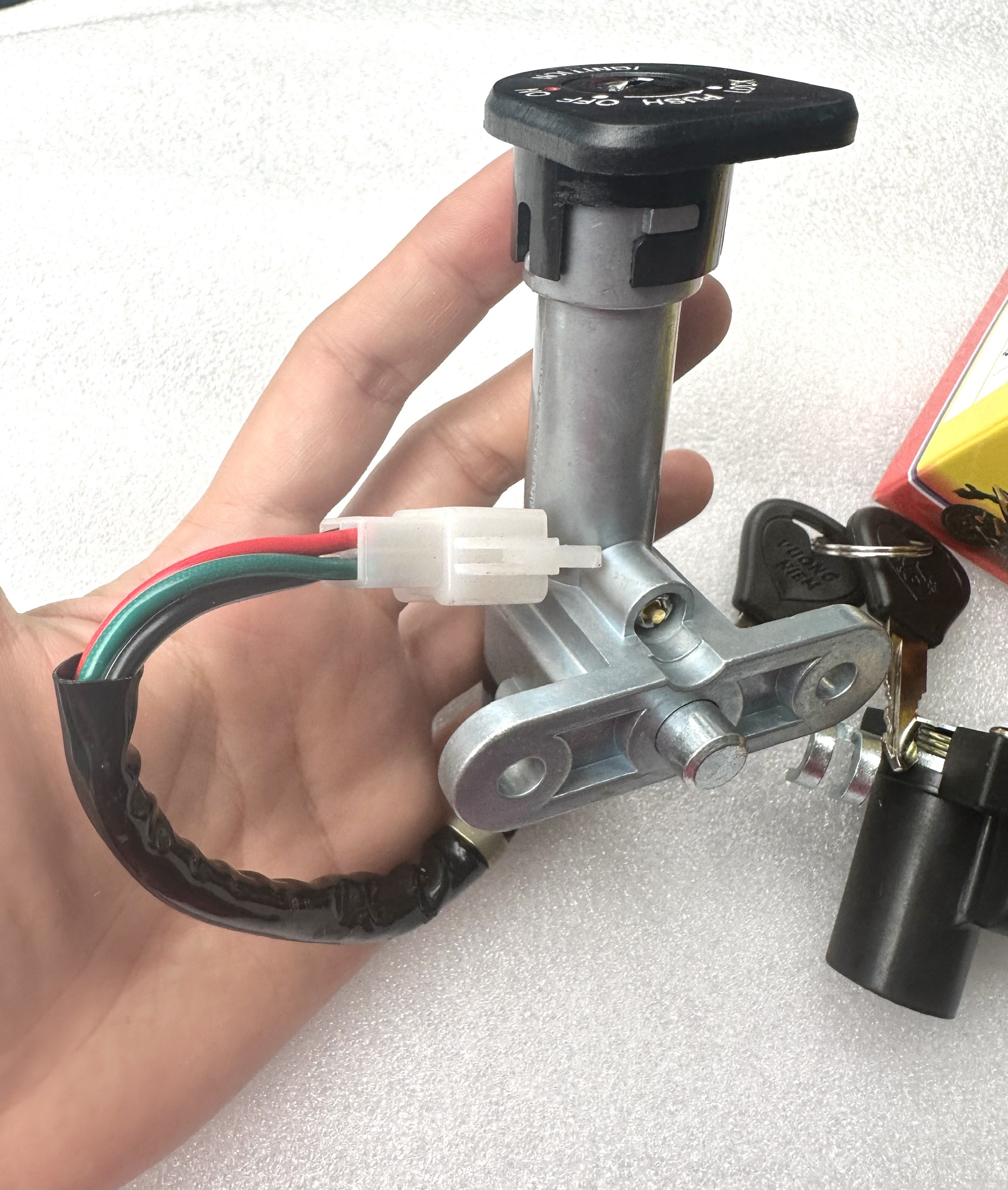 BỘ Ổ KHOÁ XE MAX 2 ( XE NHẬT )