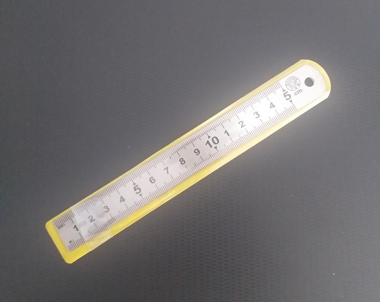 Thước kẻ sắt 30Cm/15 Cm
