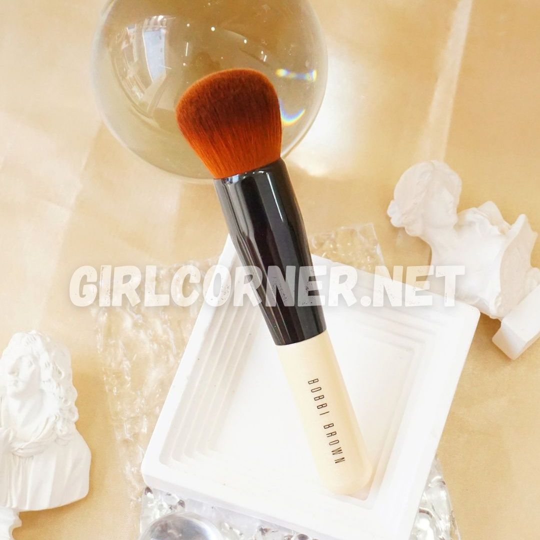 Cọ Đánh Nền Bobbi Full Coverage