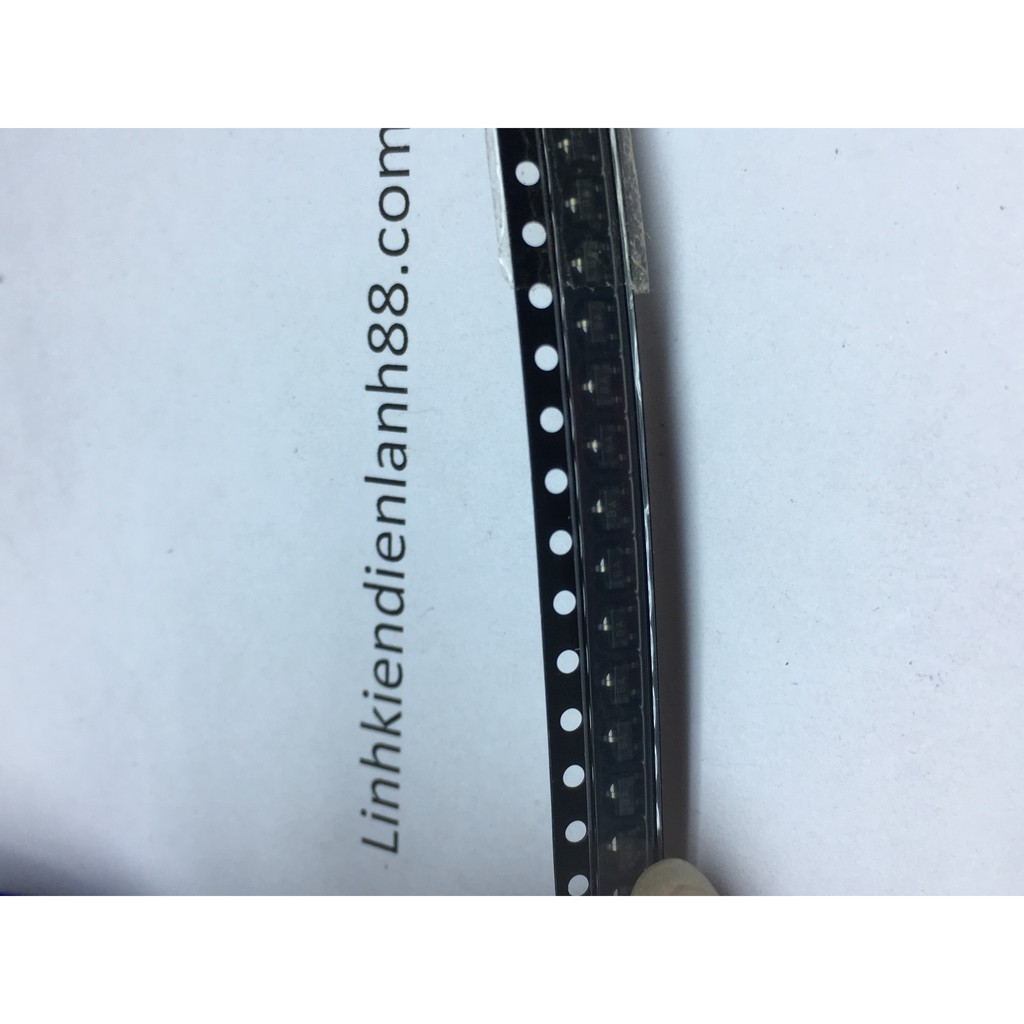 Transistor a1015 sot-23 0.15a dán mã ba pnp mới 100%.