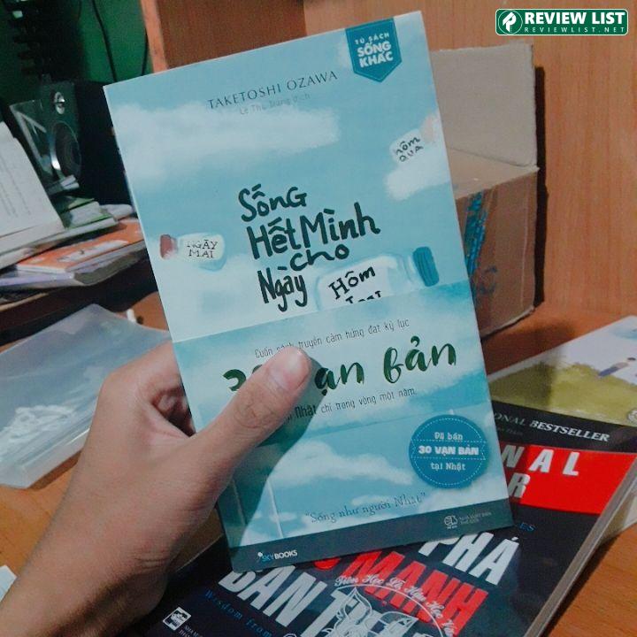 Sống Hết Mình Cho Ngày Hôm Nay