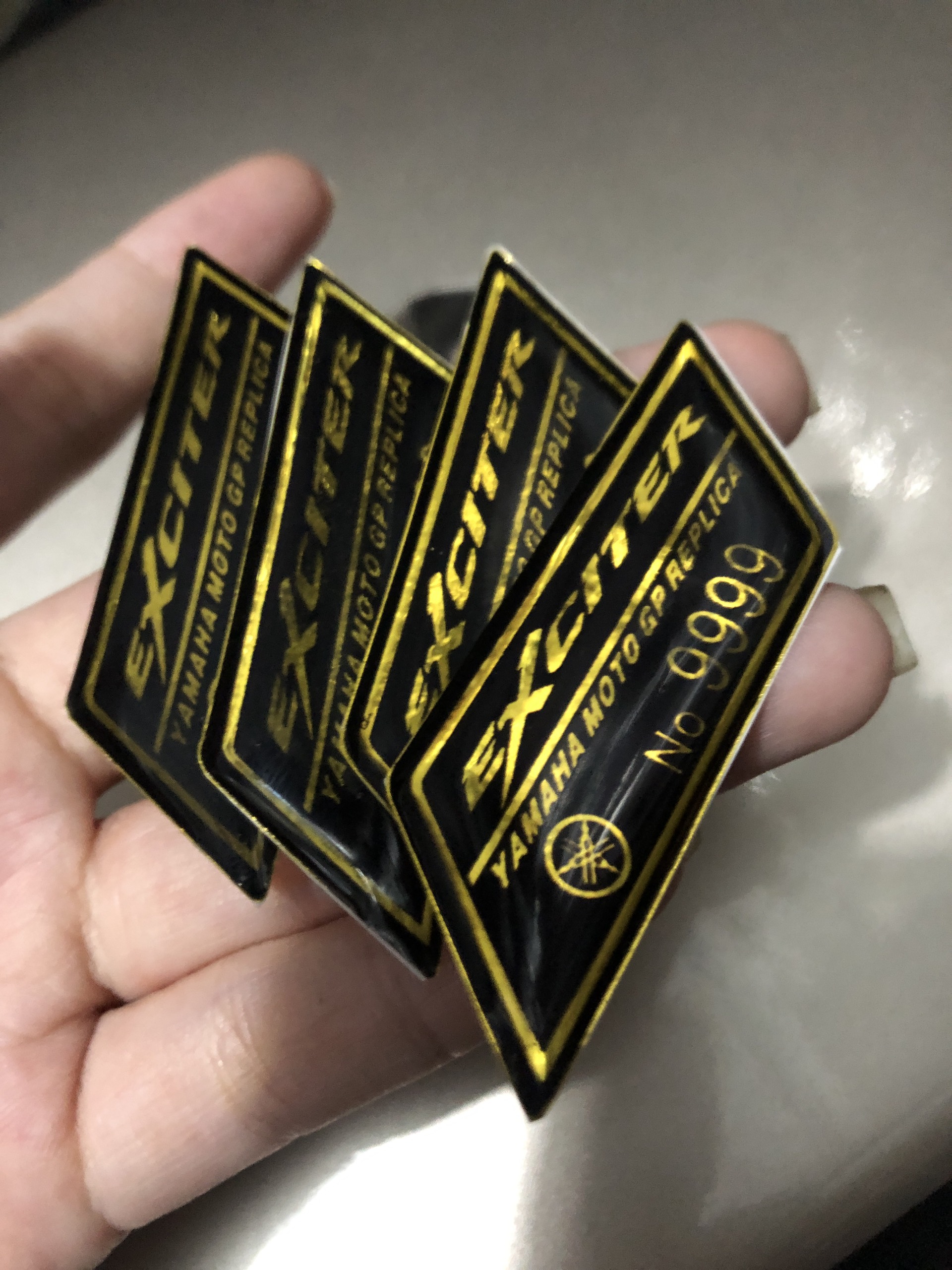 Tem logo nổi giới hạn exciter