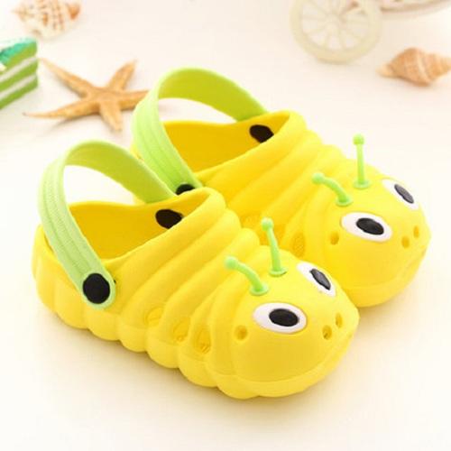 Dép sục nhựa con sâu cho bé