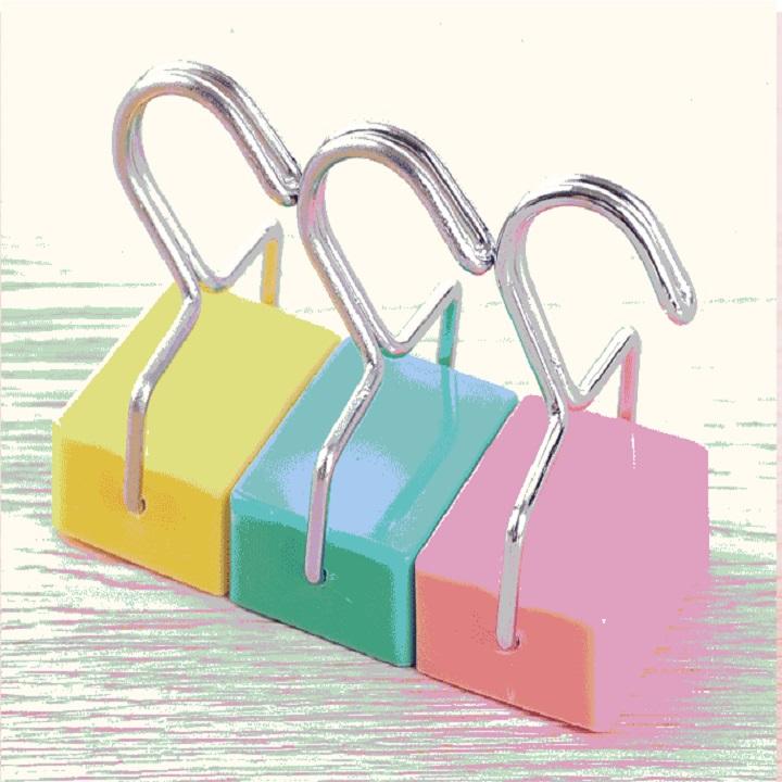 1 CÁI. MÓC TREO, ĐỒ BẰNG NAM CHÂM HÍT SIÊU CHẮC. 460