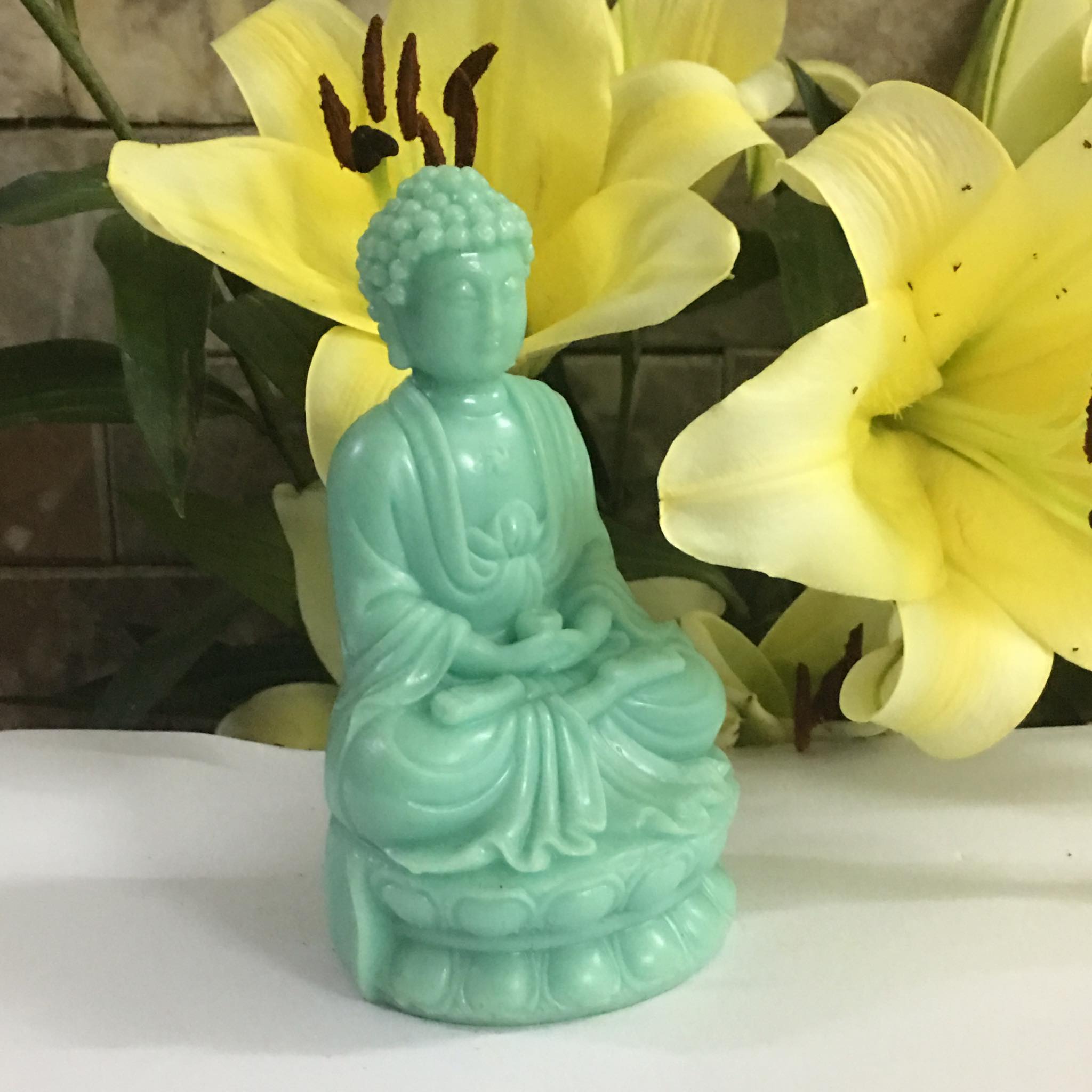 Tượng A Di Đà màu xanh ngọc Cao 15 cm