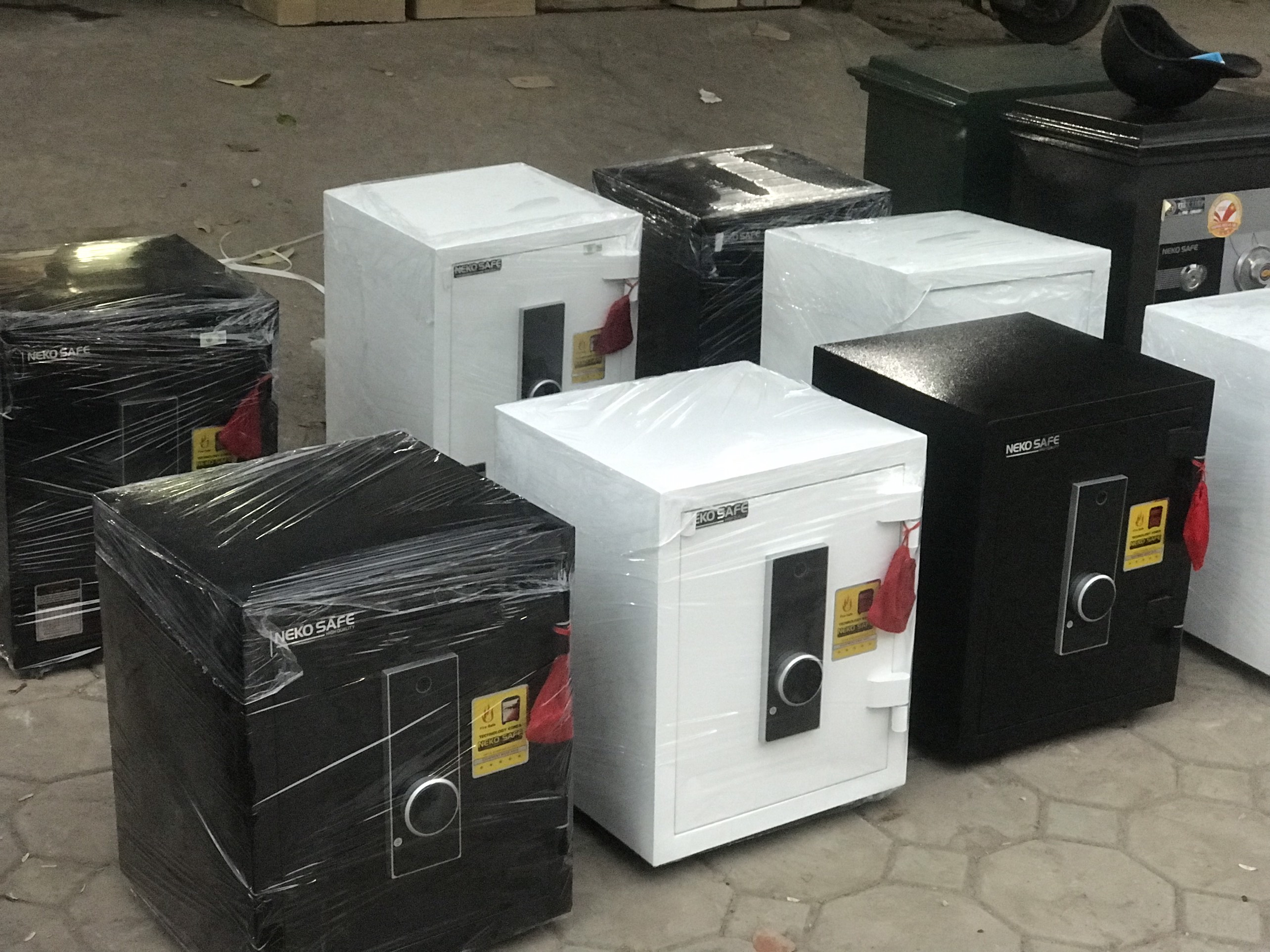 Két sắt Vân tay kiêm Điện tử VE54-FE ( Miễn phí vận chuyển toàn quốc)