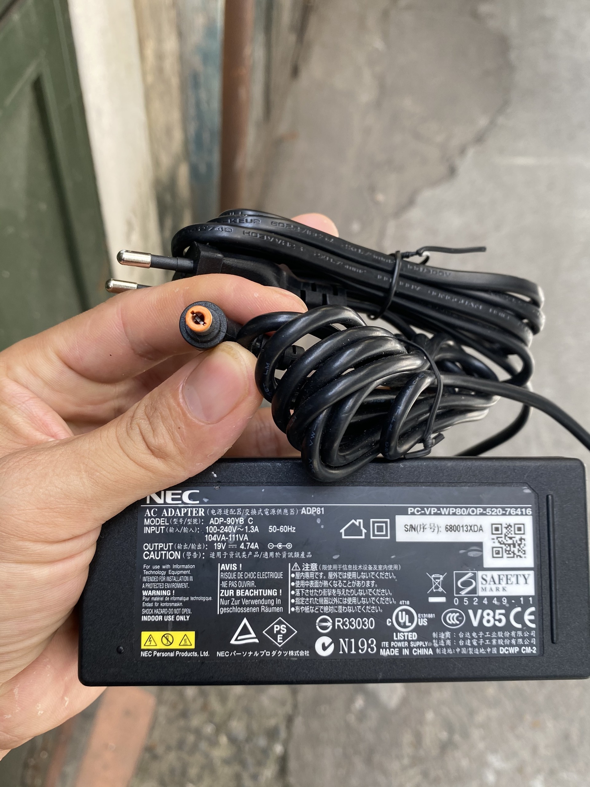 Cục sạc laptop Nec 19V-4.74A zin tháo máy