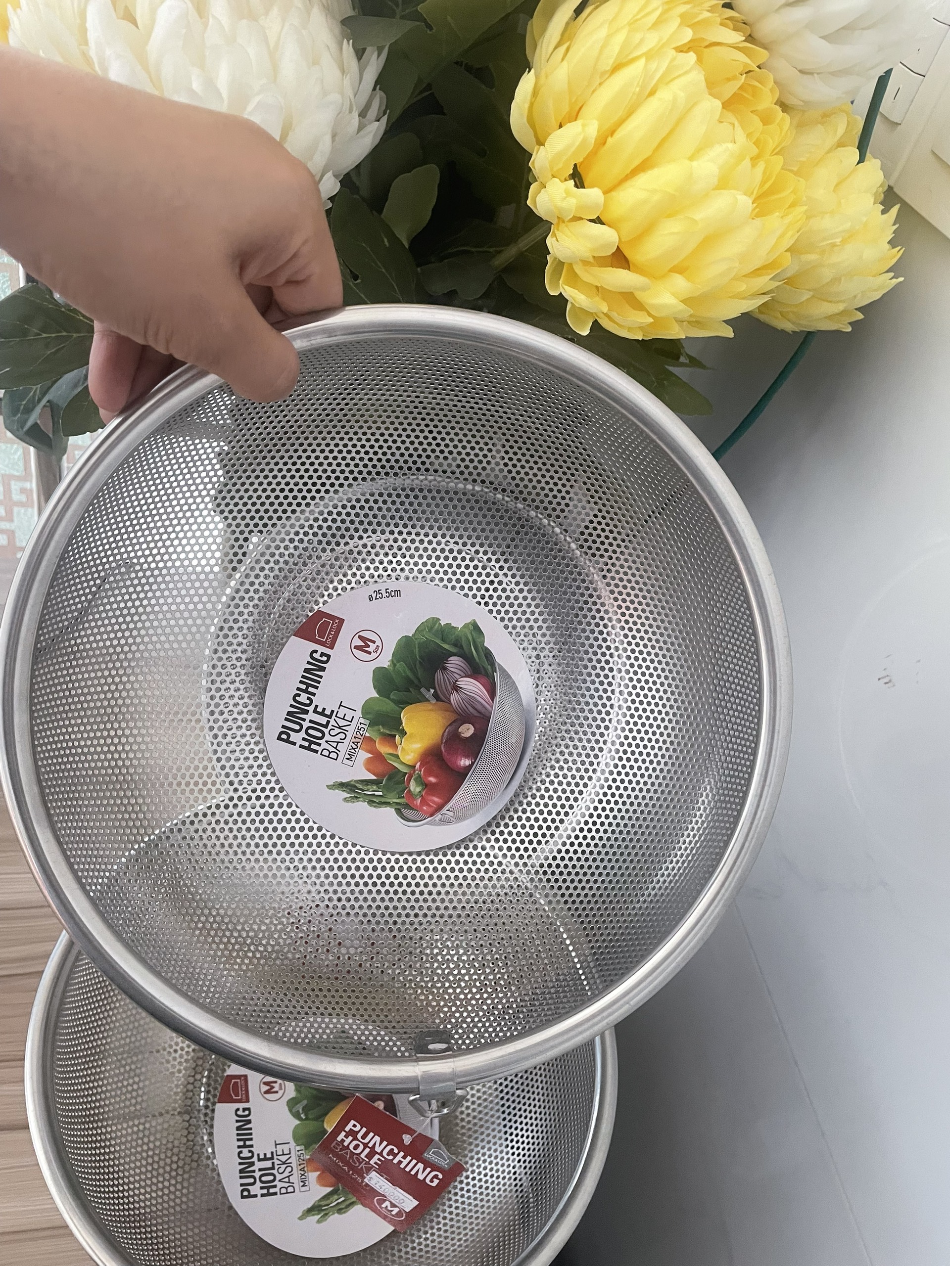 Rổ inox Punching Hole Lock&Lock MIXA1251 (25cm)