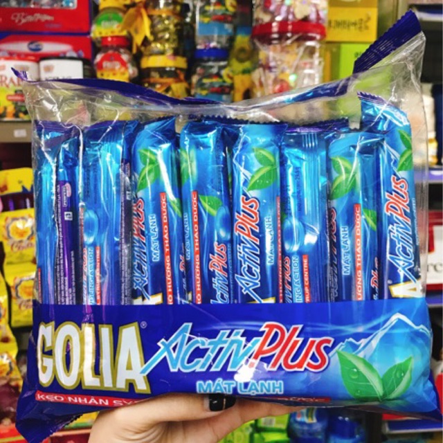 Kẹo Golia ActivPlus nhân syrô thảo dược ( gói 16 thỏi )