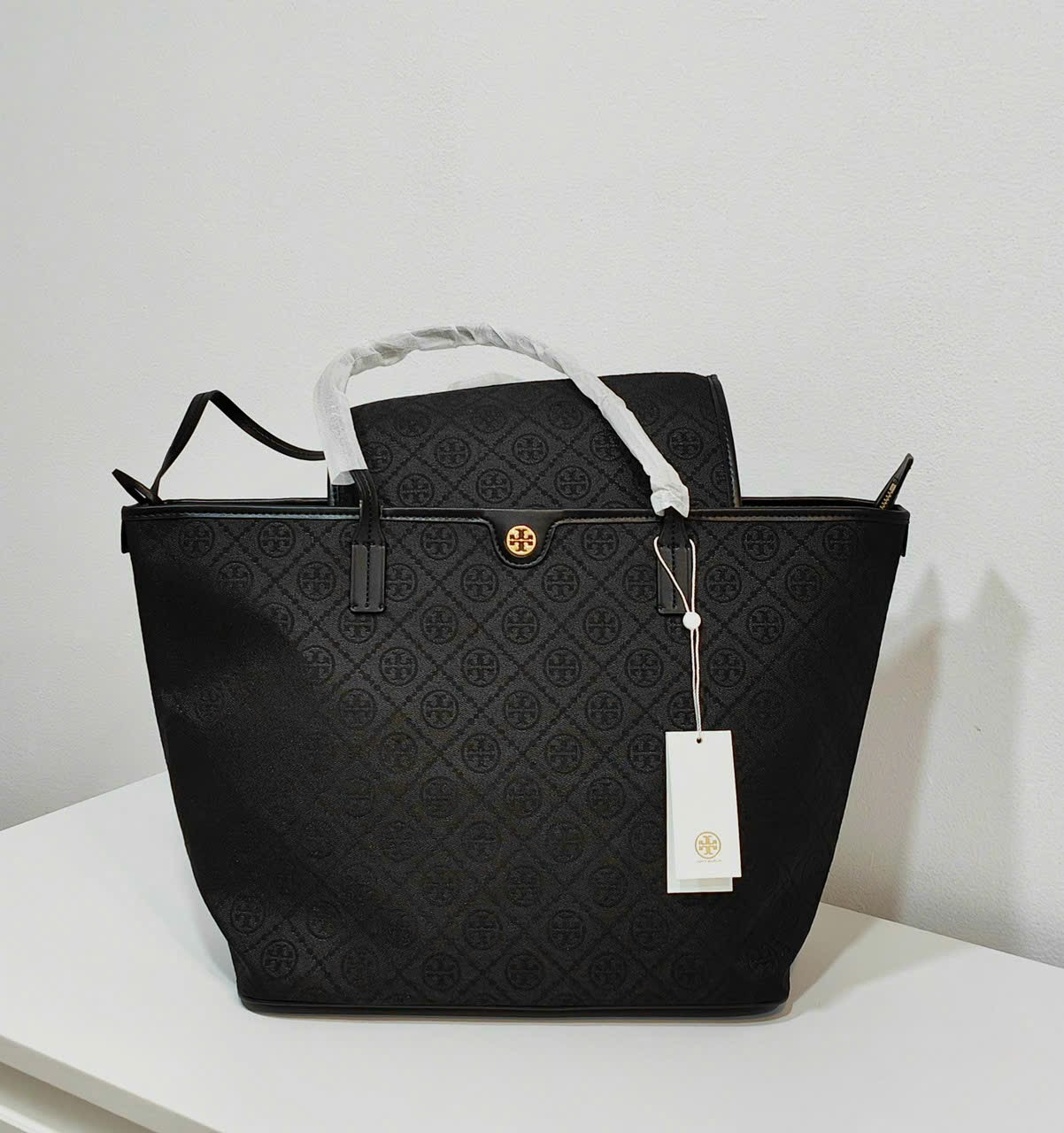 Tory burch t monogram tote bag in black