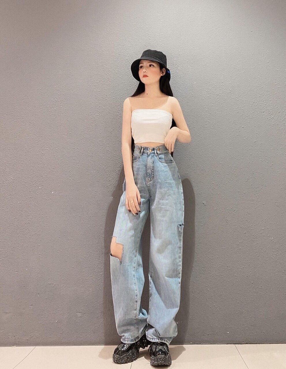 Quần jean nữ ỐNG SUÔN DÀI RÁCH GỐI CẮT HÔNG siêu đẹp màu xanh nhạt 14-d5/4
