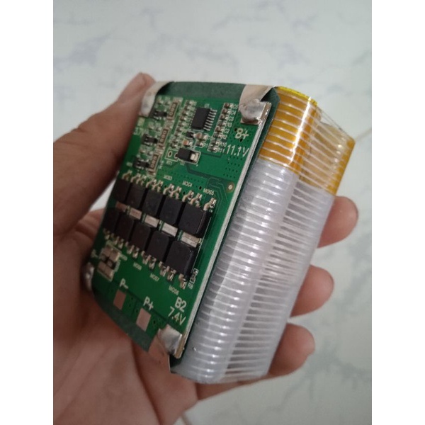 Pin Hitachi 12v