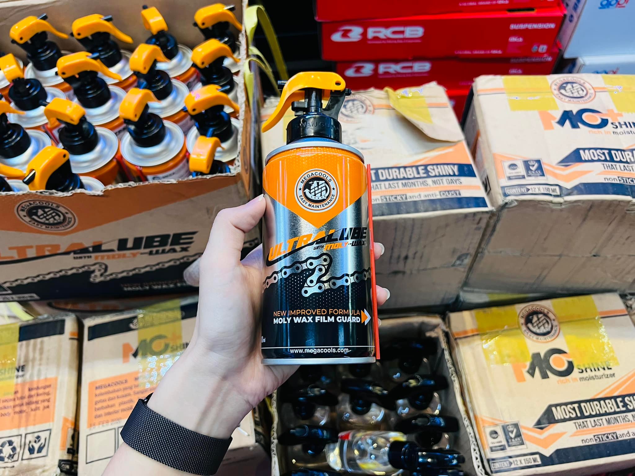 Xịt dưỡng sên megacool