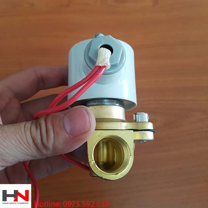Van điện từ đóng mở nước Unid ren 21 điện 220v