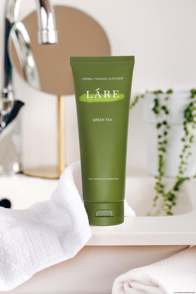 Sữa rửa mặt hữu cơ Lare 120ml