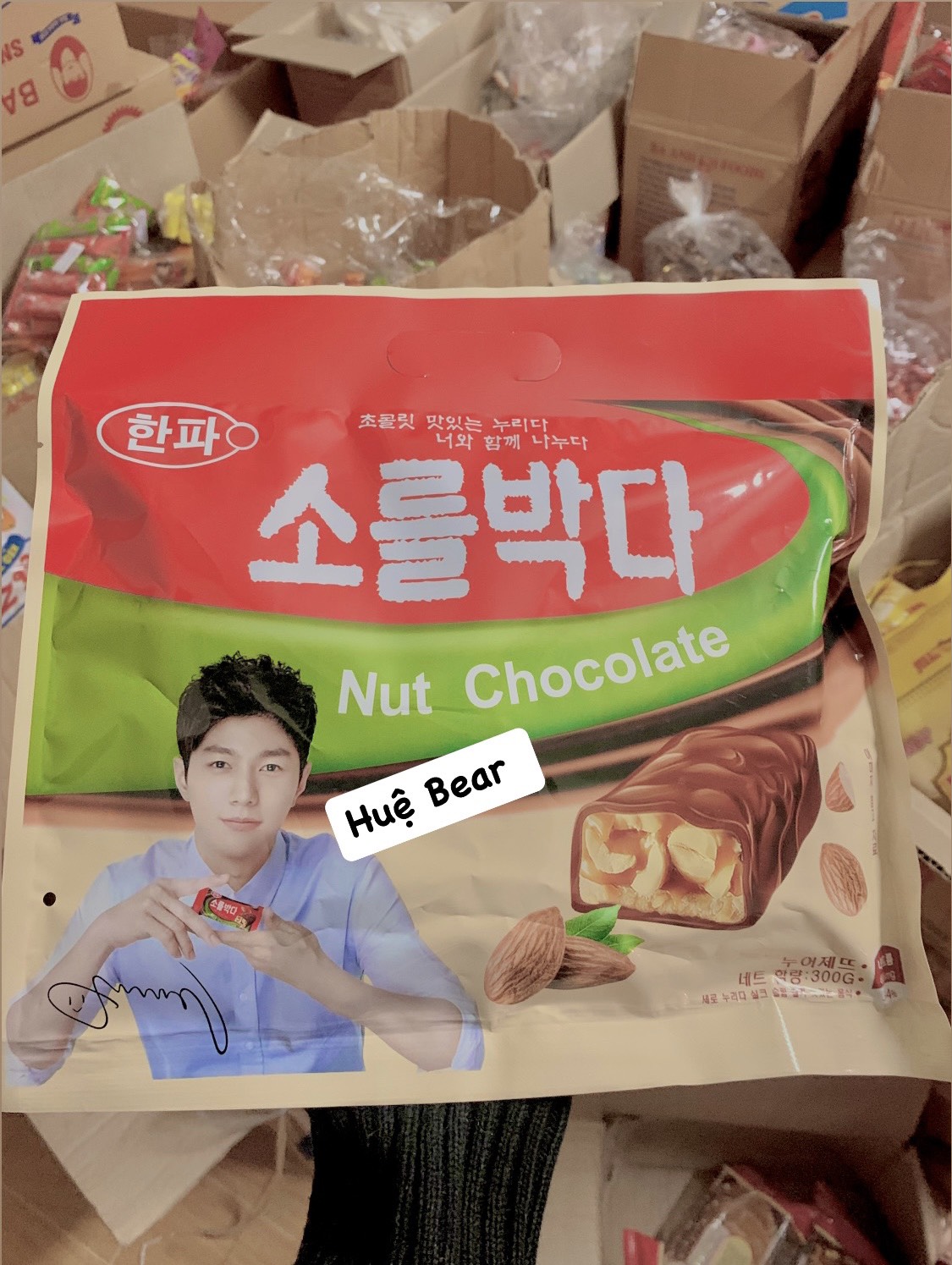Bịch socola nhân hạt điều 300g