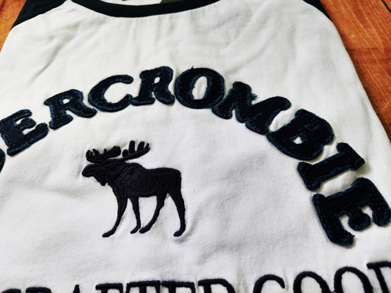 [HCM]Áo thun Abercrombie Navy New