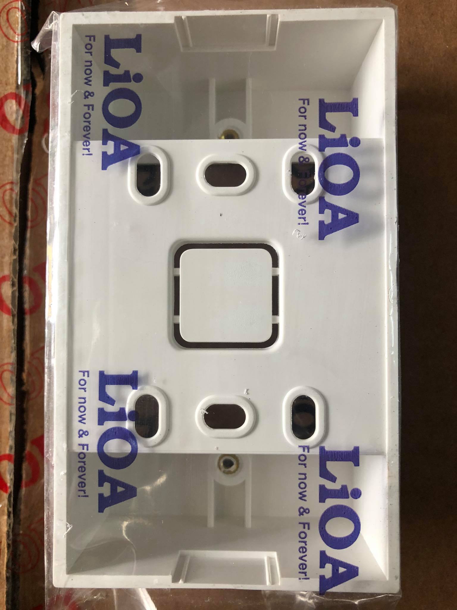 Đế nổi LIOA(5 chiếc)