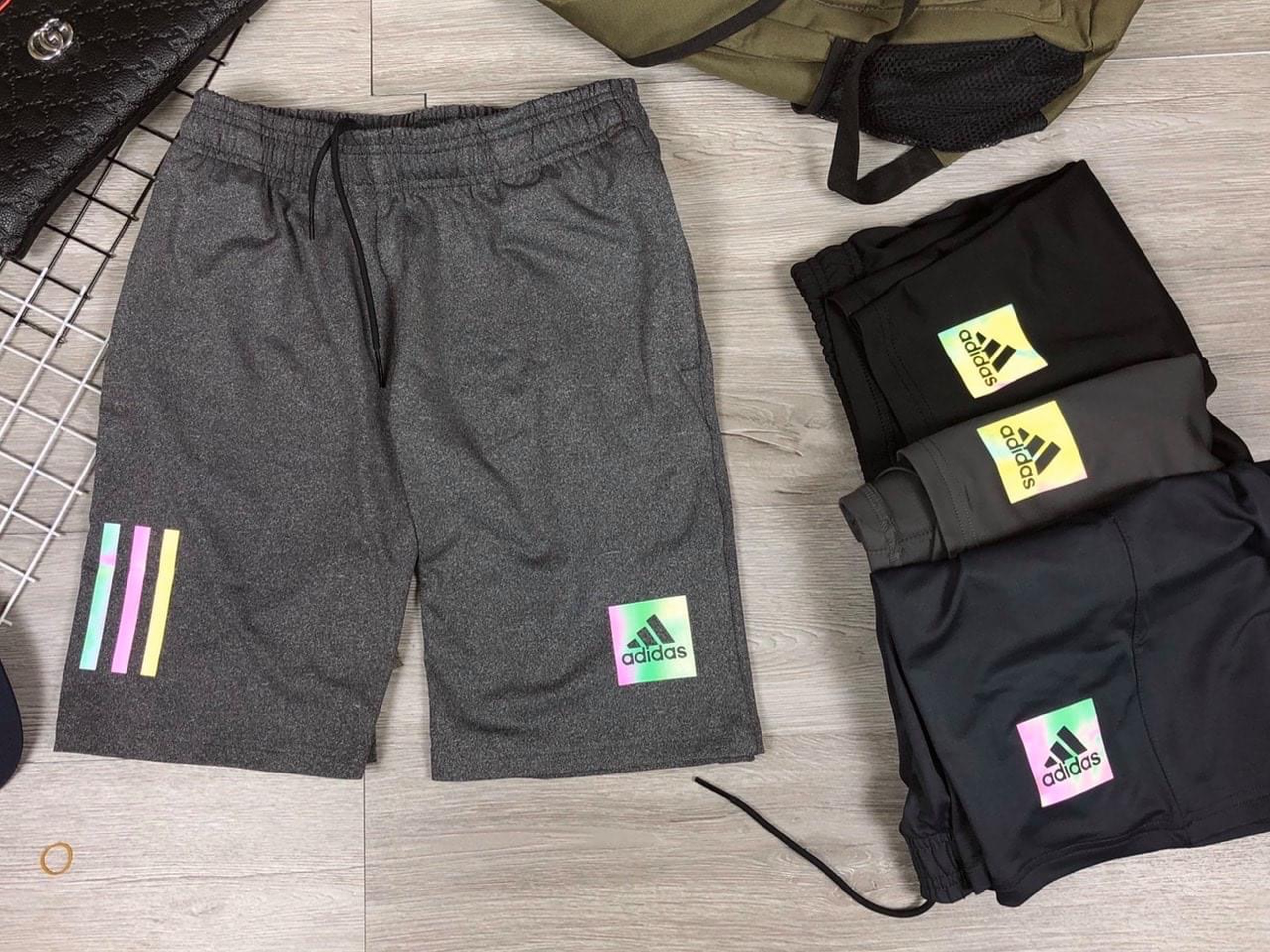 Quần Short Thể Thao logo 7 màu
