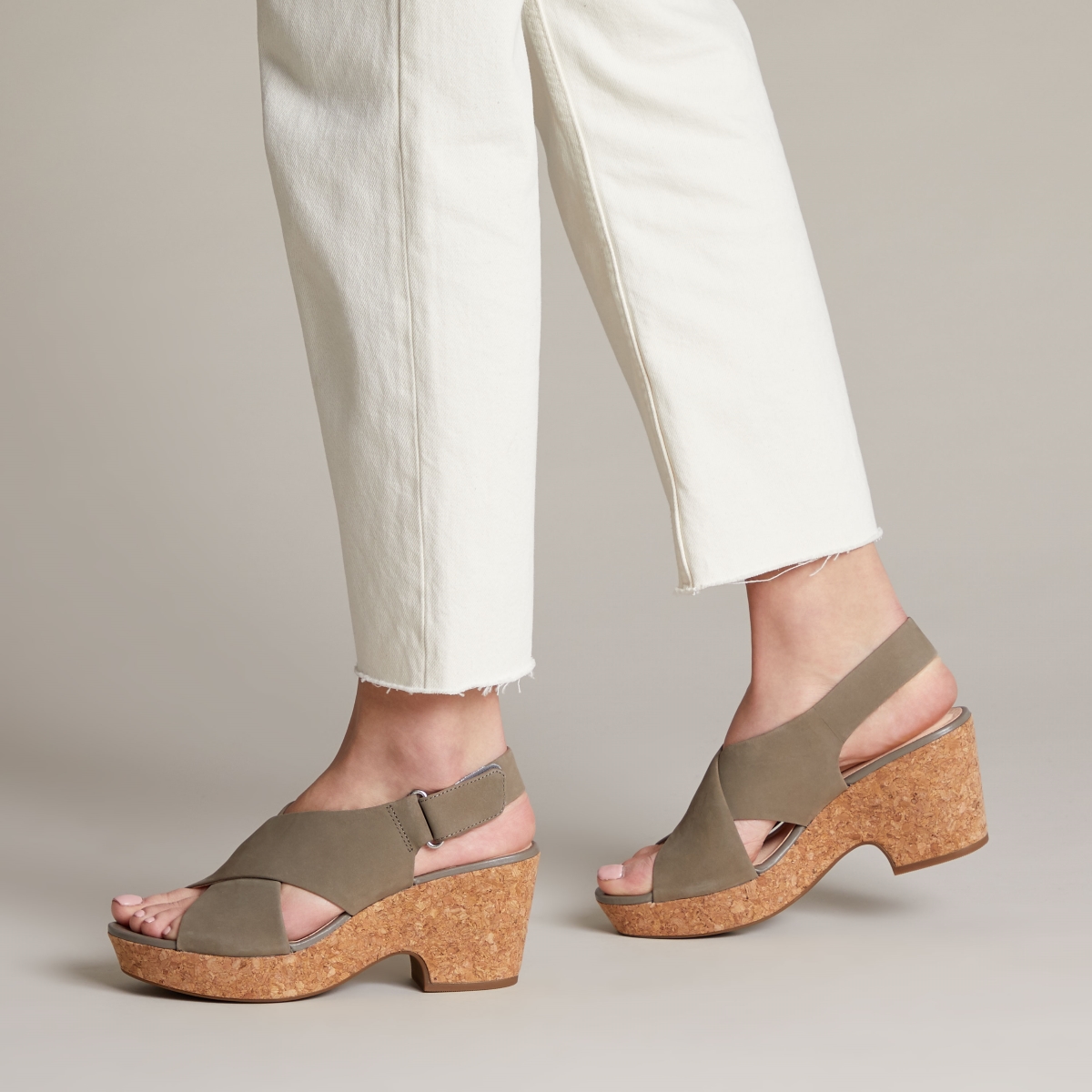Giày Sandal Đế Xuồng Da Nữ Clarks - Maritsa Lara