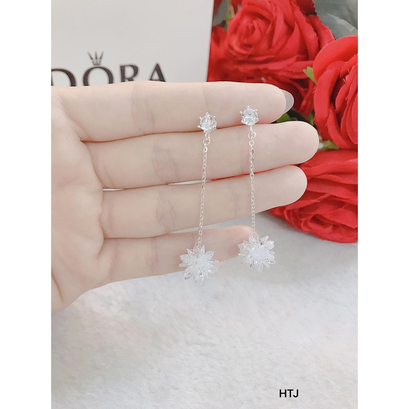 Bông tai nữ nụ đá treo pha lê dài bạc