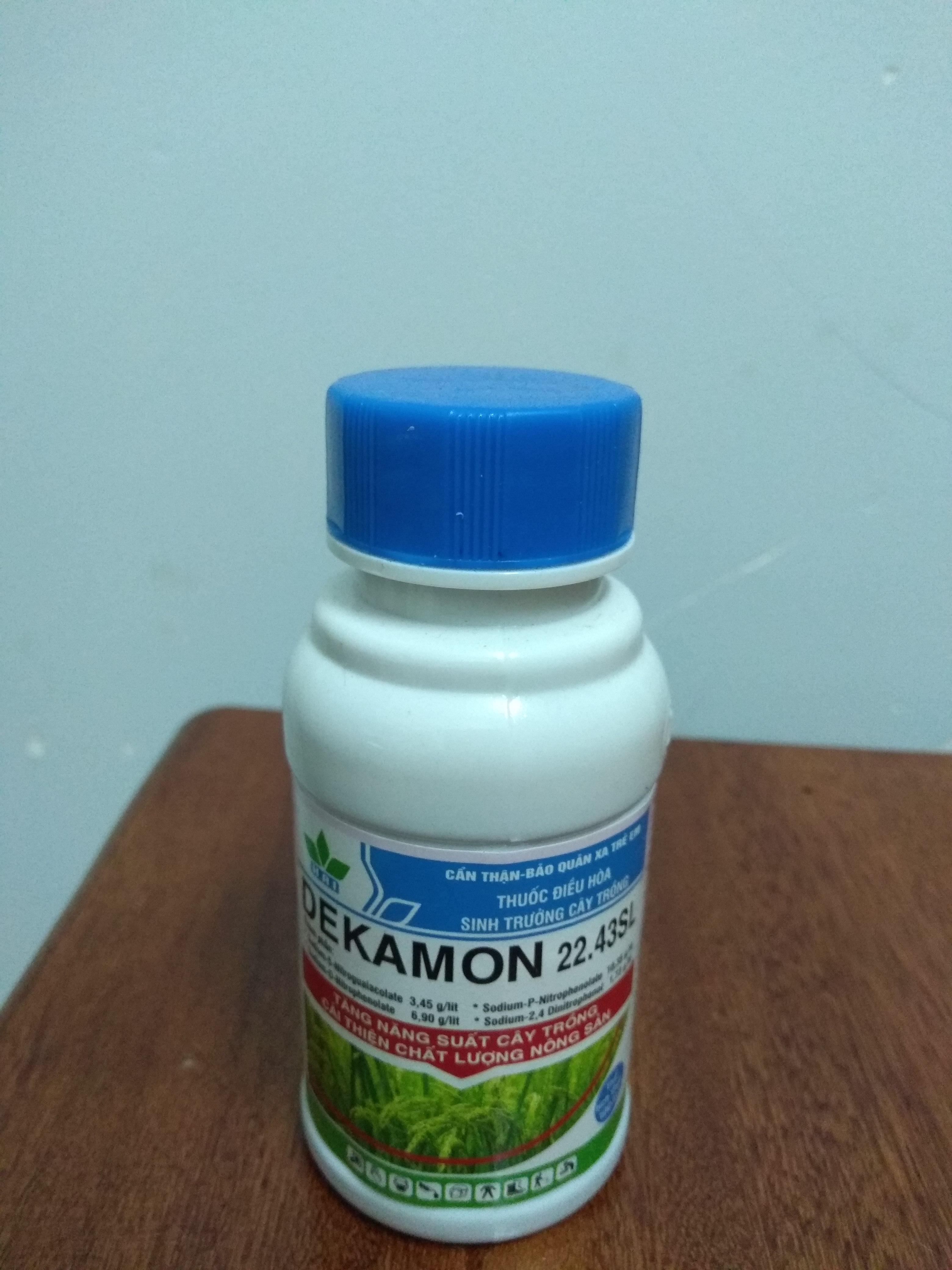 Combo siêu kích rễ Acid humic (1 lít) + superthrive (120ml)+dekamon (100ml)