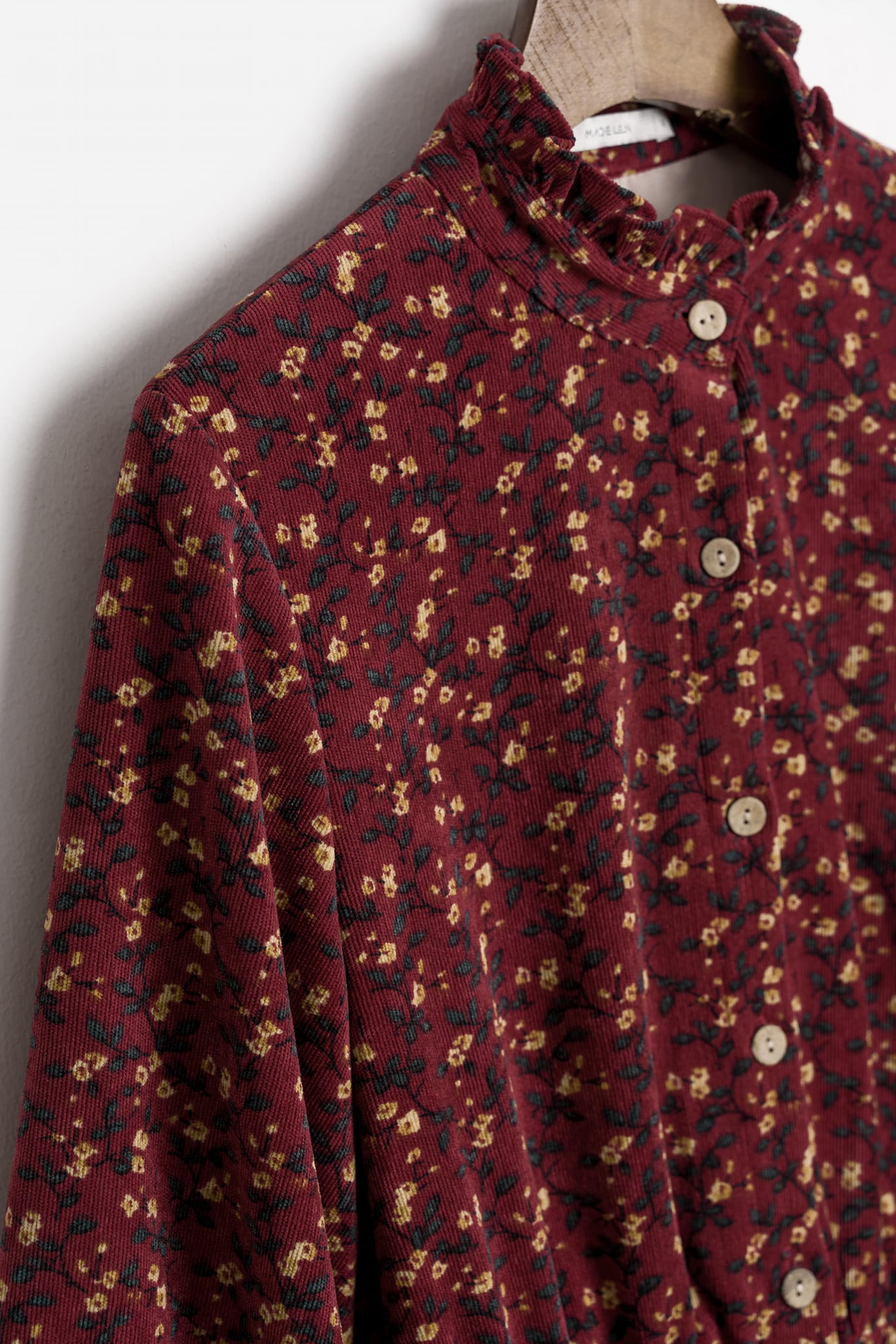 Váy Floral Cổ Nhún Đỏ Madelen