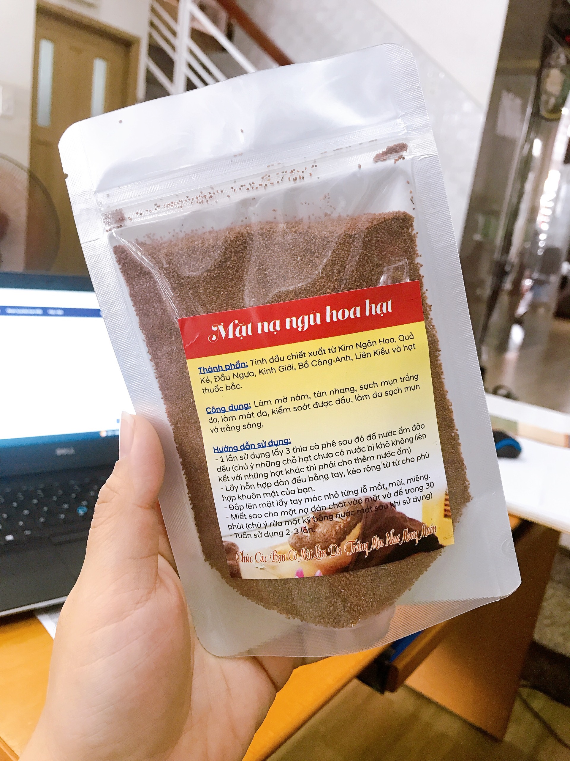 Mặt nạ ngũ hoa hạt hút nhờn, trị mụn