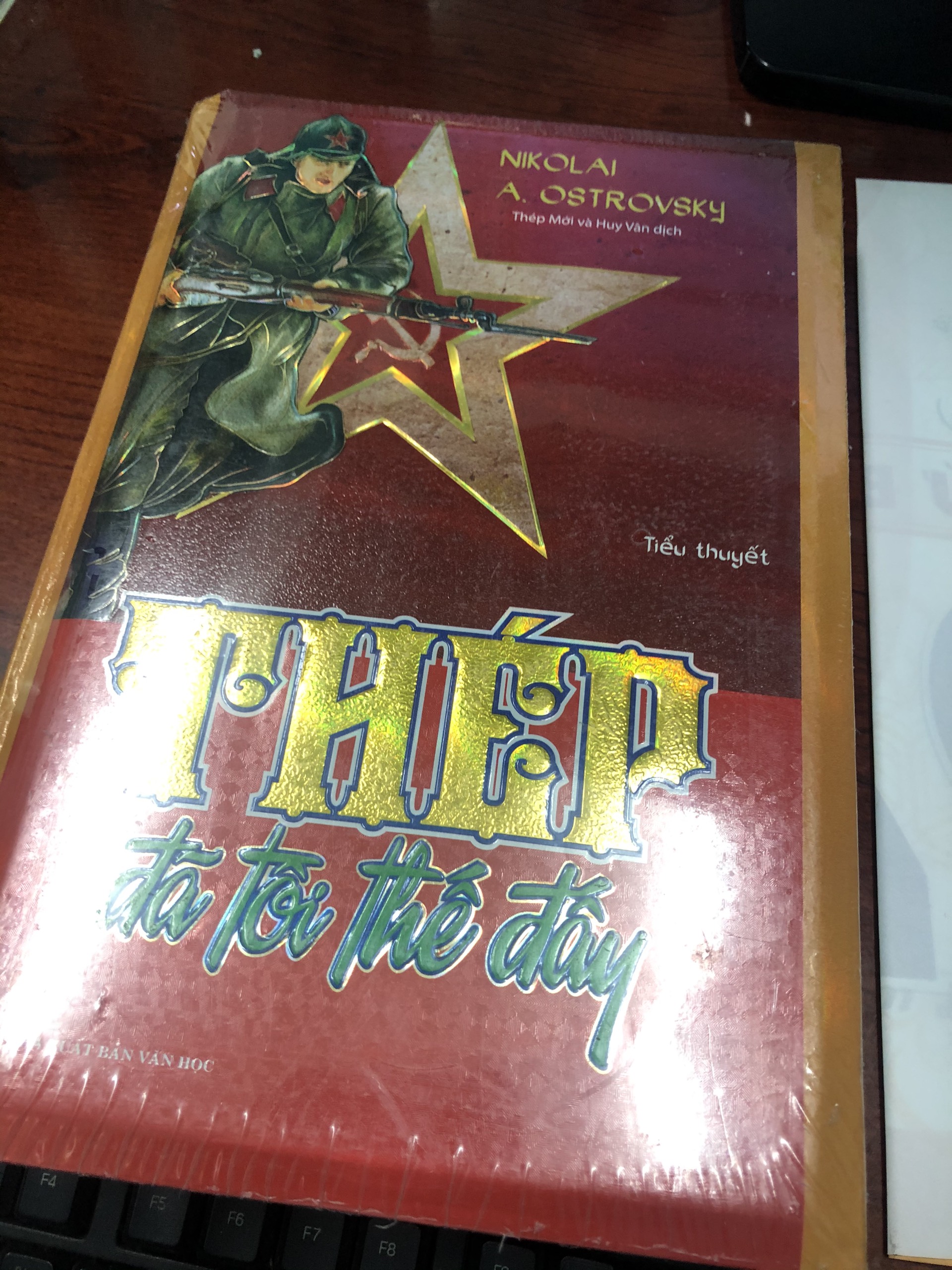 [HCM]Thép Đã Tôi Thế Đấy