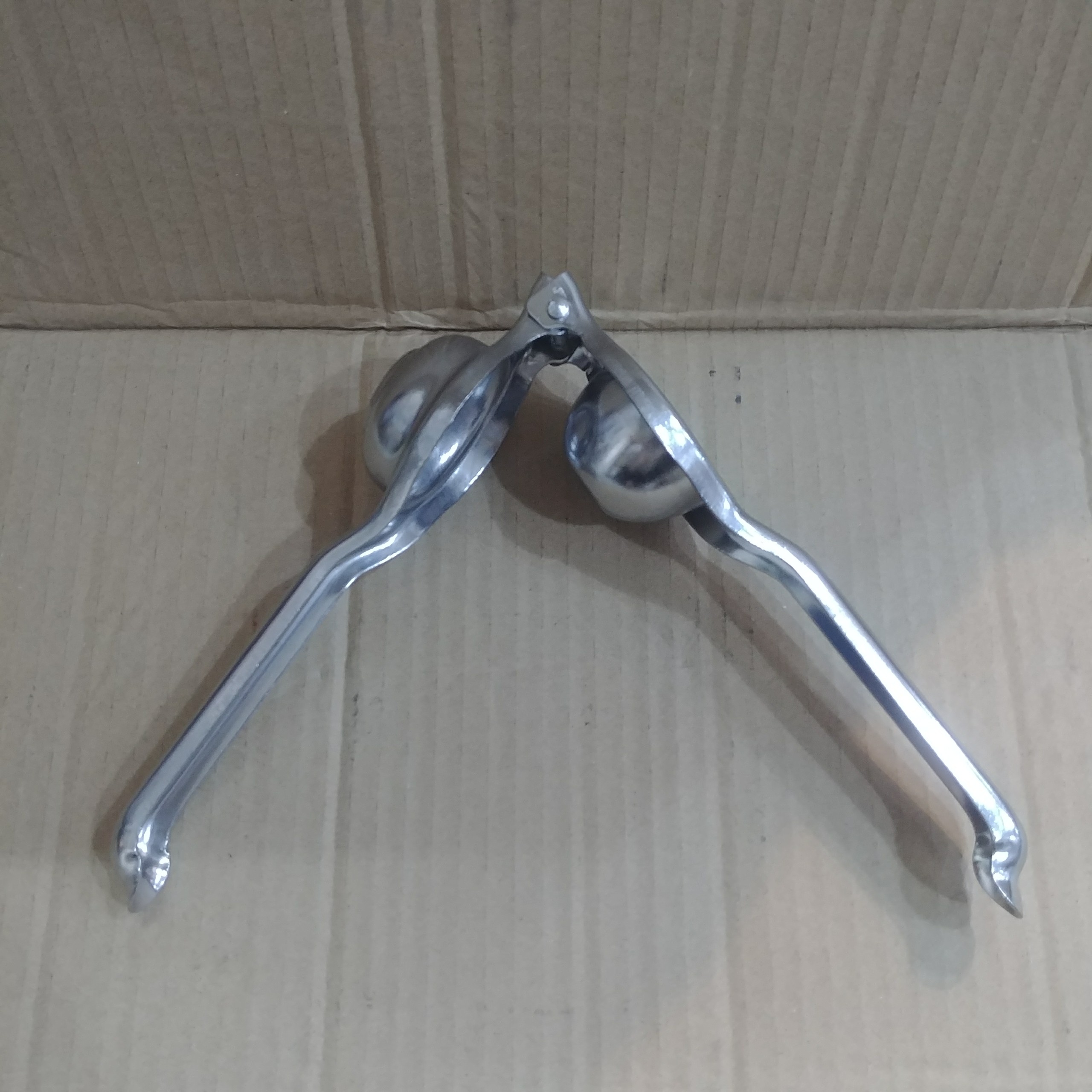 [HCM]DỤNG CỤ VẮT CHANH ÉP CHANH INOX SIZE LỚN