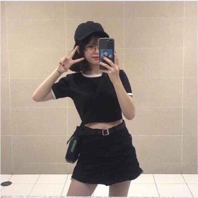 Áo croptop body thun cổ viền đen trắng