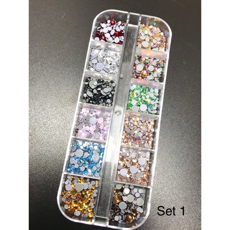 Khay Đá Chân Keo Mix Màu Mix Size