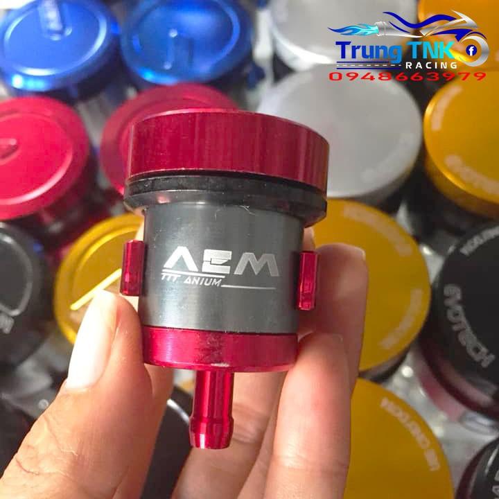 Bình dầu AEM nhỏ gắn các loại xe.