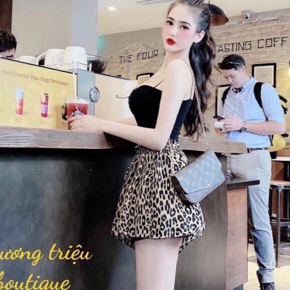 [HCM]SÉT YẾN BÈO ÁO CÓ MÚT NGỰC THỜI TRANG