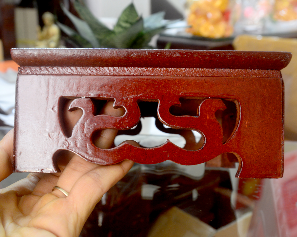 Đôn gỗ đặt tượng thờ chạm khắc gỗ MDF