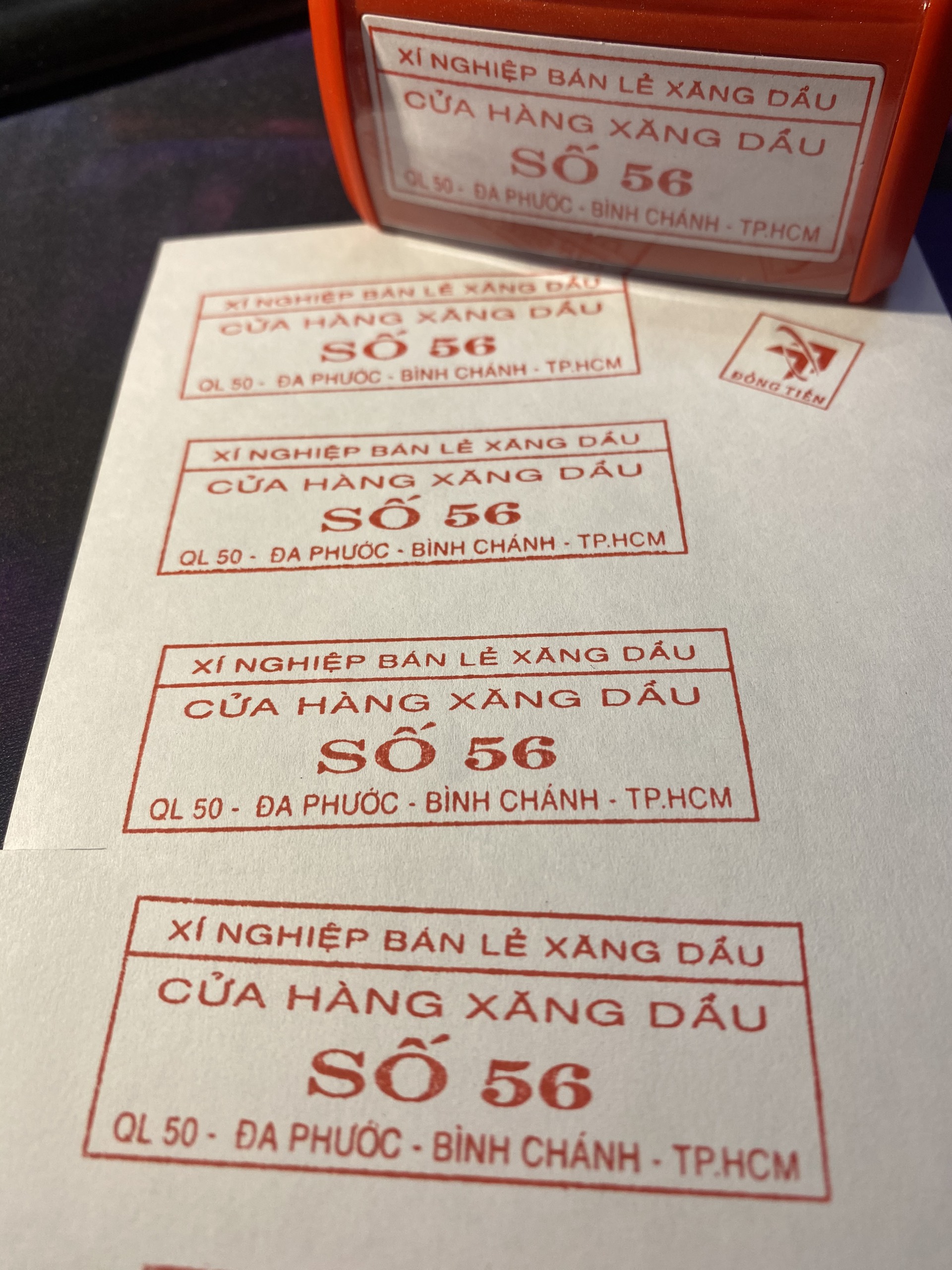 Khắc dấu tên 4 dòng theo yêu cầu