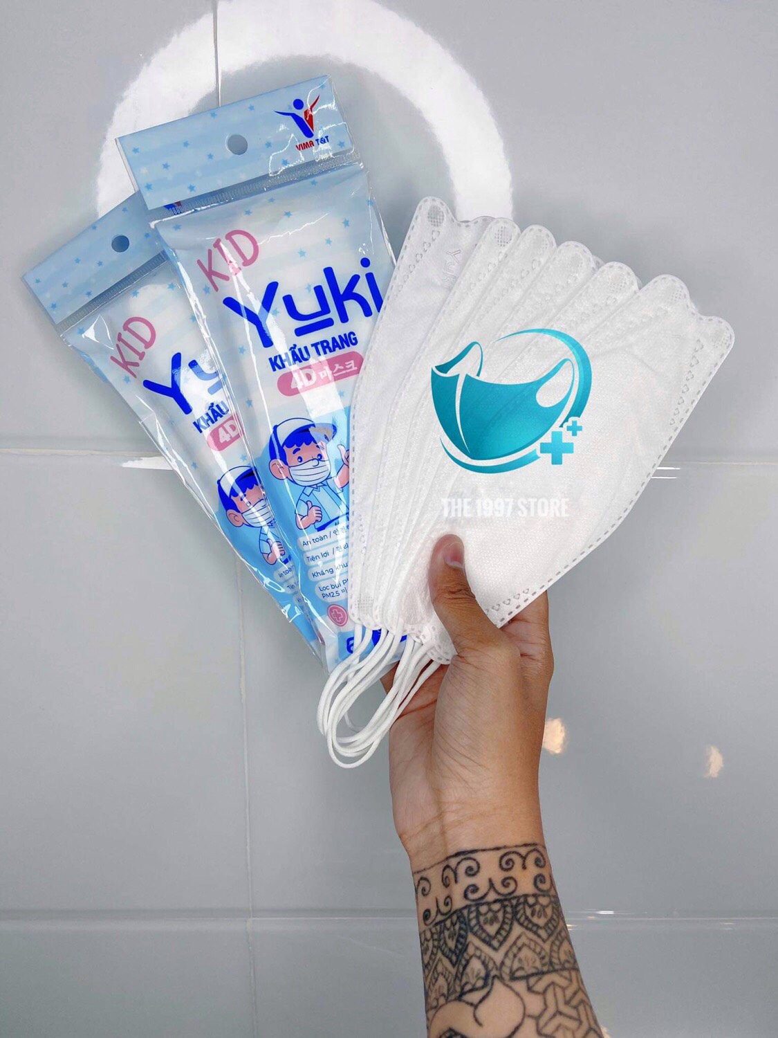 [HCM]Khẩu trang 4D Yoki cho bé bịch 6cái tiêu chuẩn KF94 (Khẩu trang kháng Khuẩn 4 Lớp)