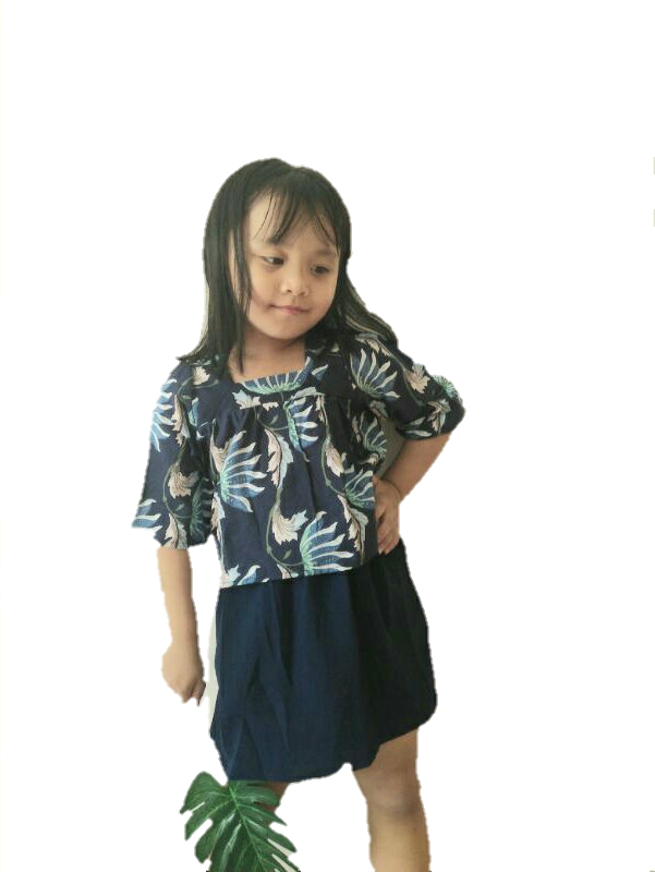 Thanh lý váy bé gái 14-16kg