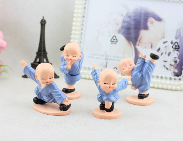 Bộ 4 chú tiểu đánh võ