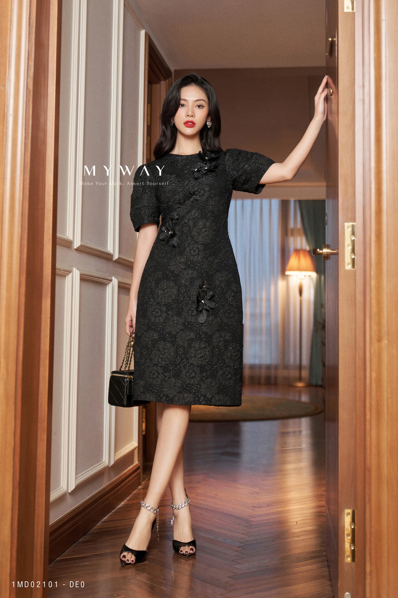 Đầm nữ dự tiệc my way ngắn tay gấm hoa sang trọng 1md02101