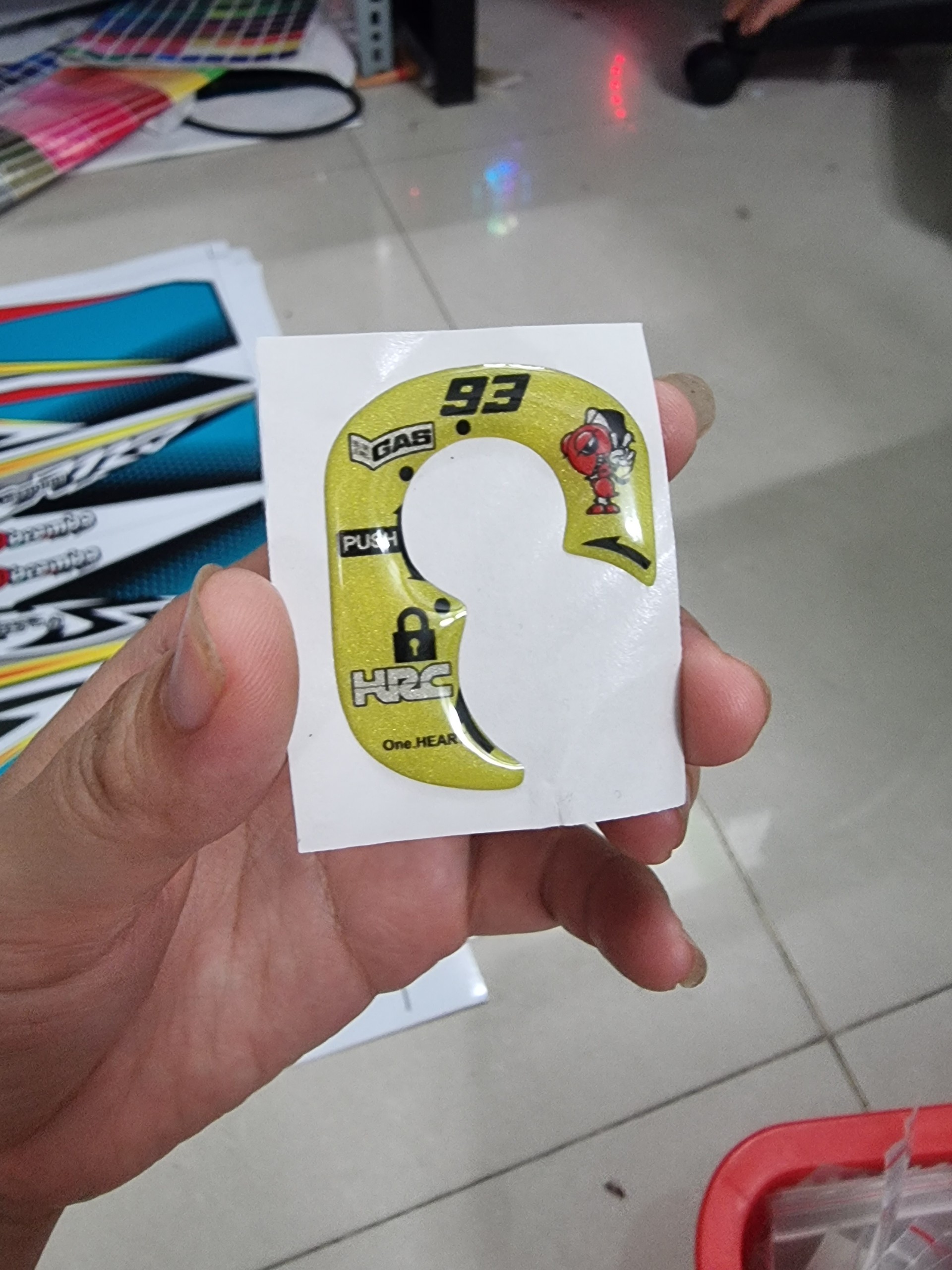 Tem dán ổ khóa xe winner nổi phản quang