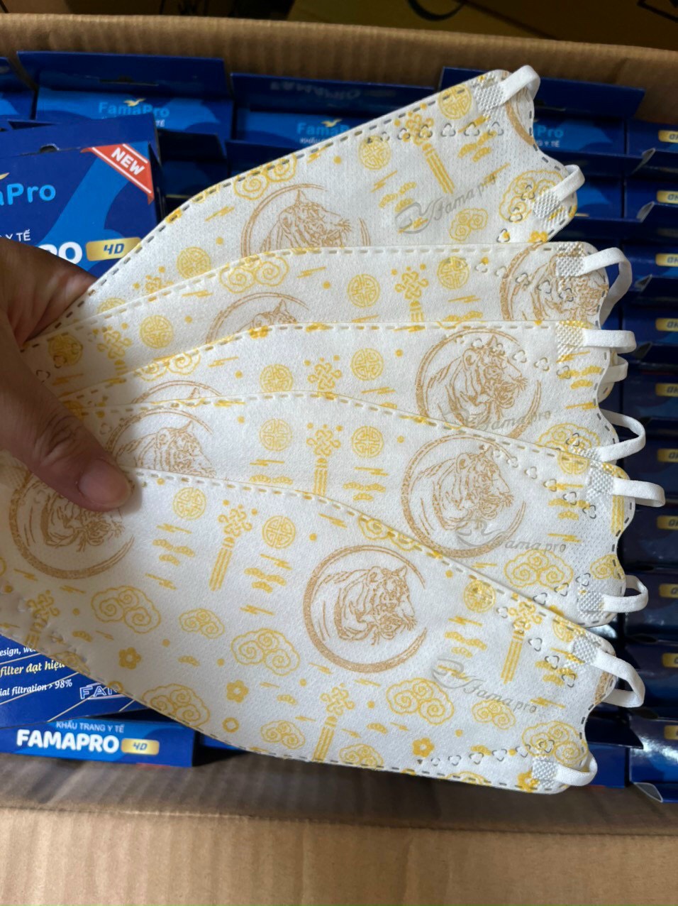 KHẨU TRANG FAMAPRO KF94