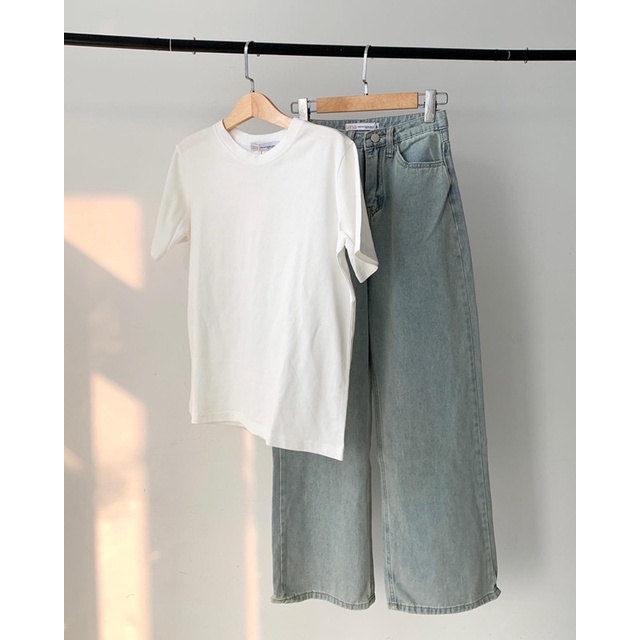 Áo Thun Trơn Nữ Basic Dáng Form Vừa Loude Regular Basic Tee | LA3569 | Lana Official