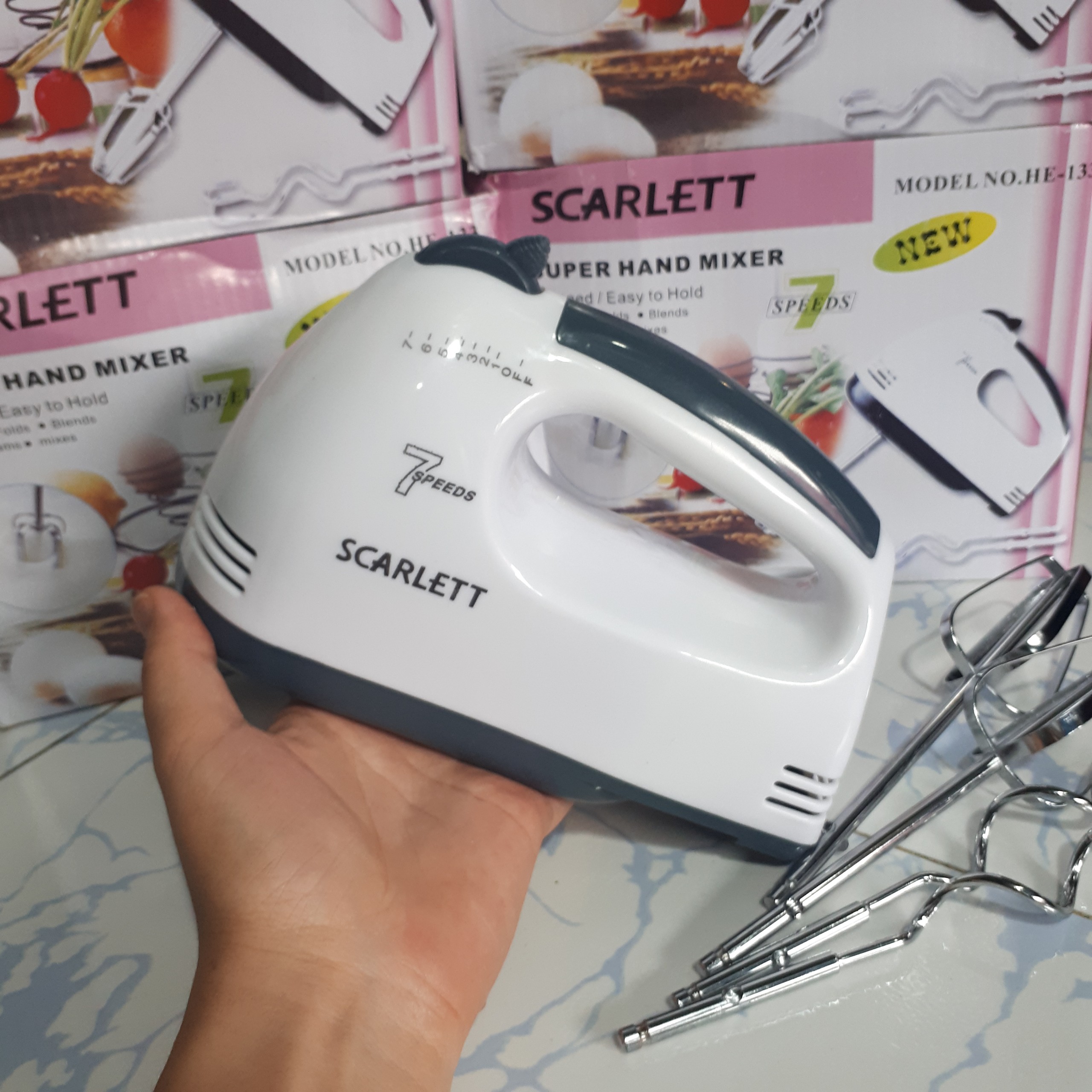 [HCM]Máy đánh trứng cầm tay 7 tốc độ Scarlett