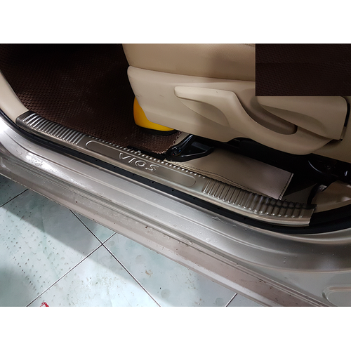 Nẹp ốp bậc cửa toyota vios 2021, inox, trong, op bac cua nep buoc chan